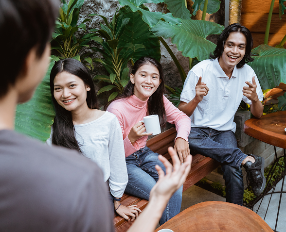 Beginner students discussing